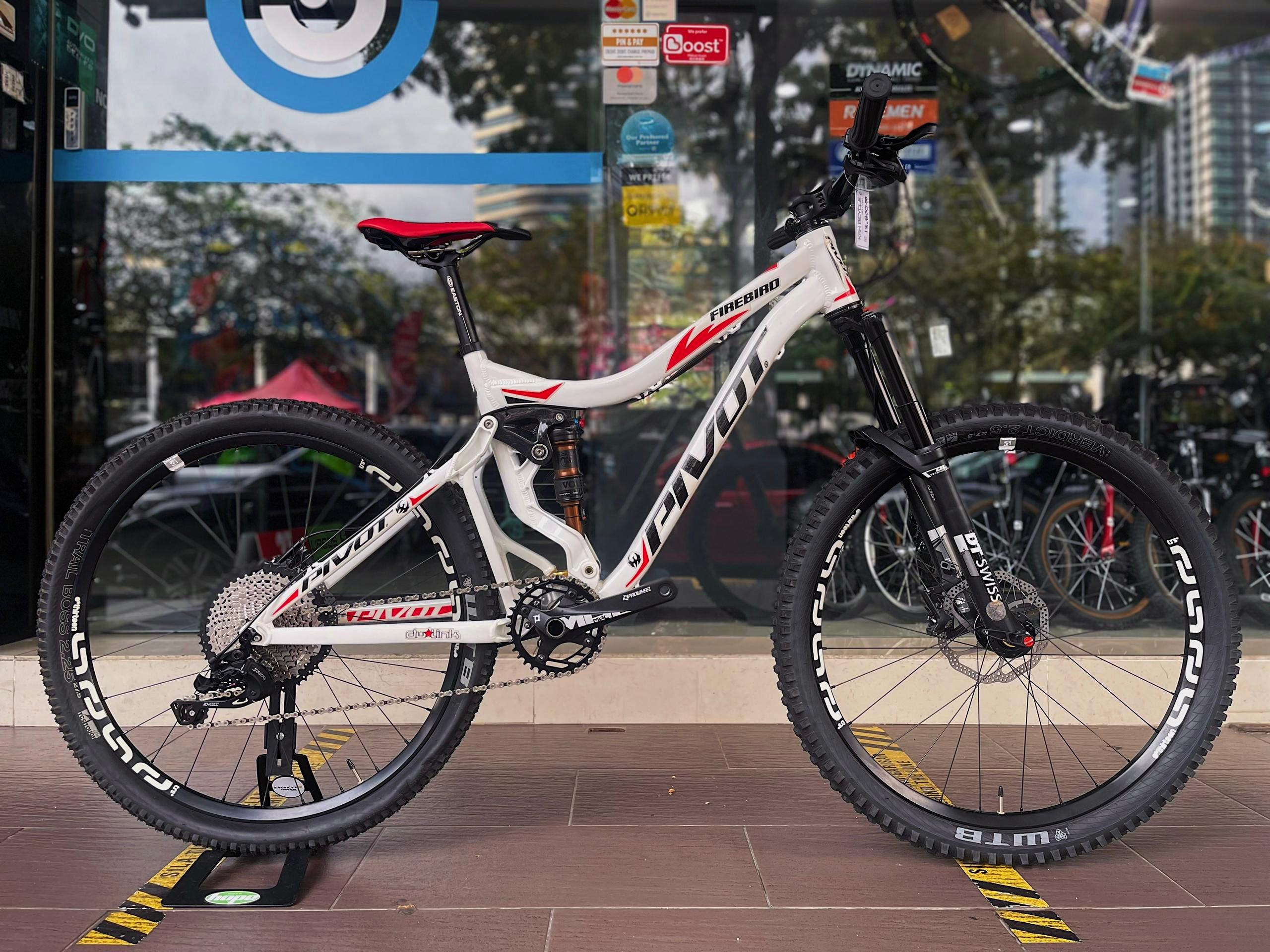 Firebird Pivot Bikes Price 2020 Pivot Firebird 29 Pro X01 Specs
